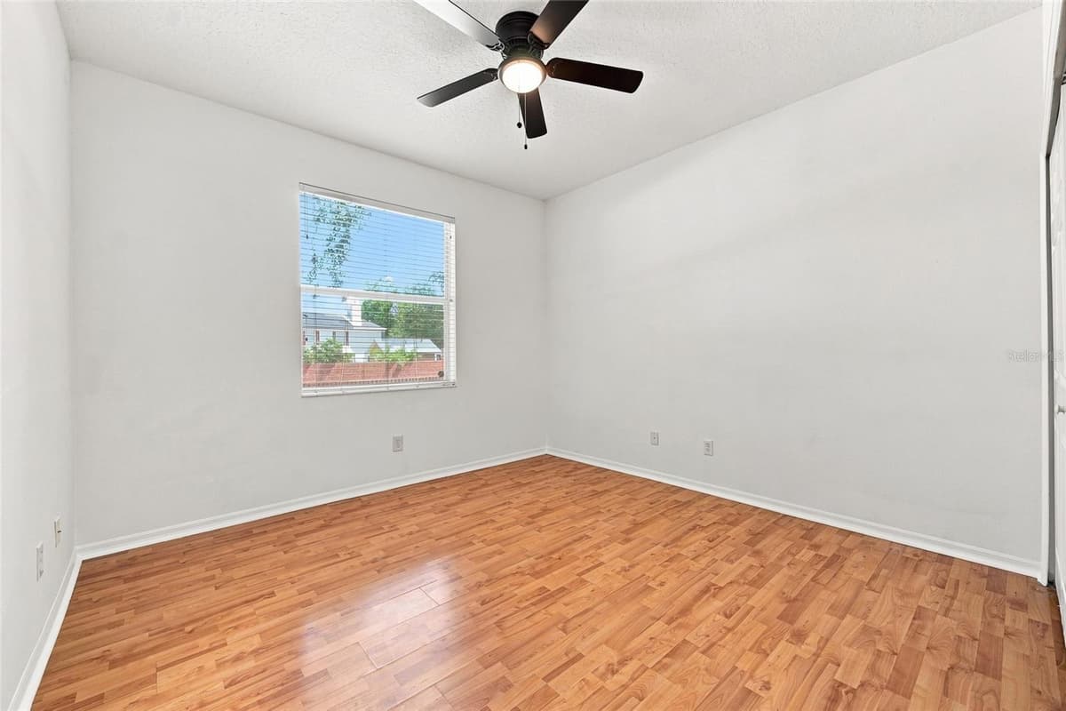 10008 CANOPY TREE COURT — photo 20 of 37