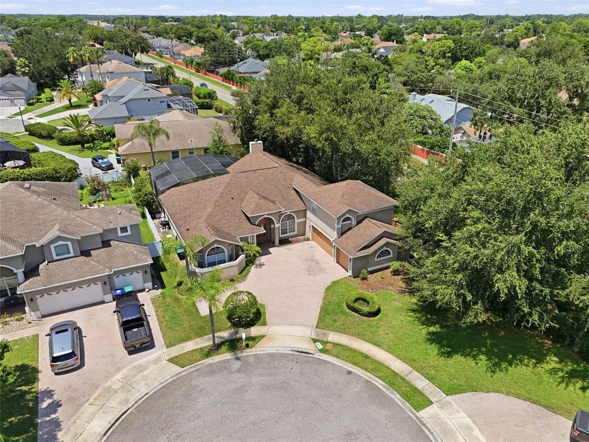10008 CANOPY TREE COURT — photo 33 of 37