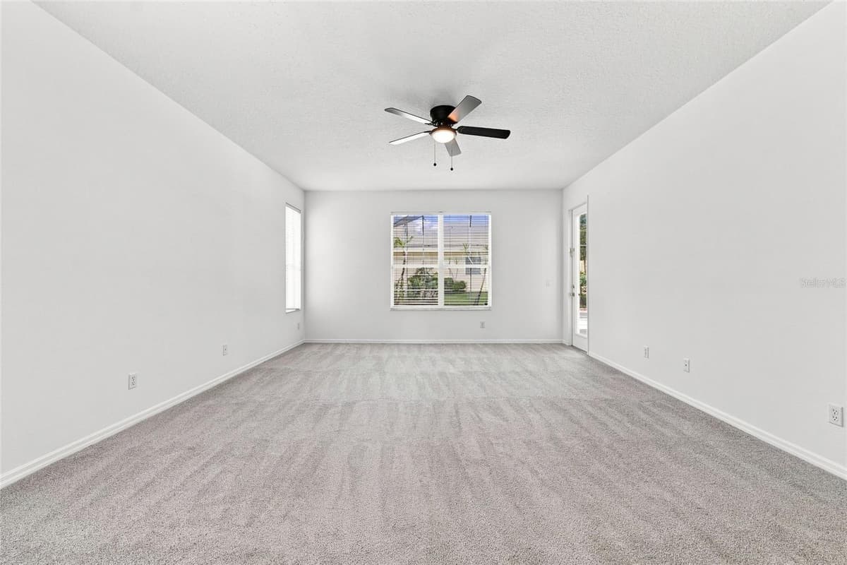 10008 CANOPY TREE COURT — photo 9 of 37