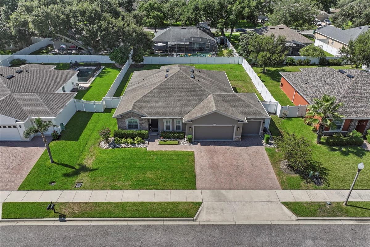 527 COPPERDALE AVENUE — photo 38 of 49