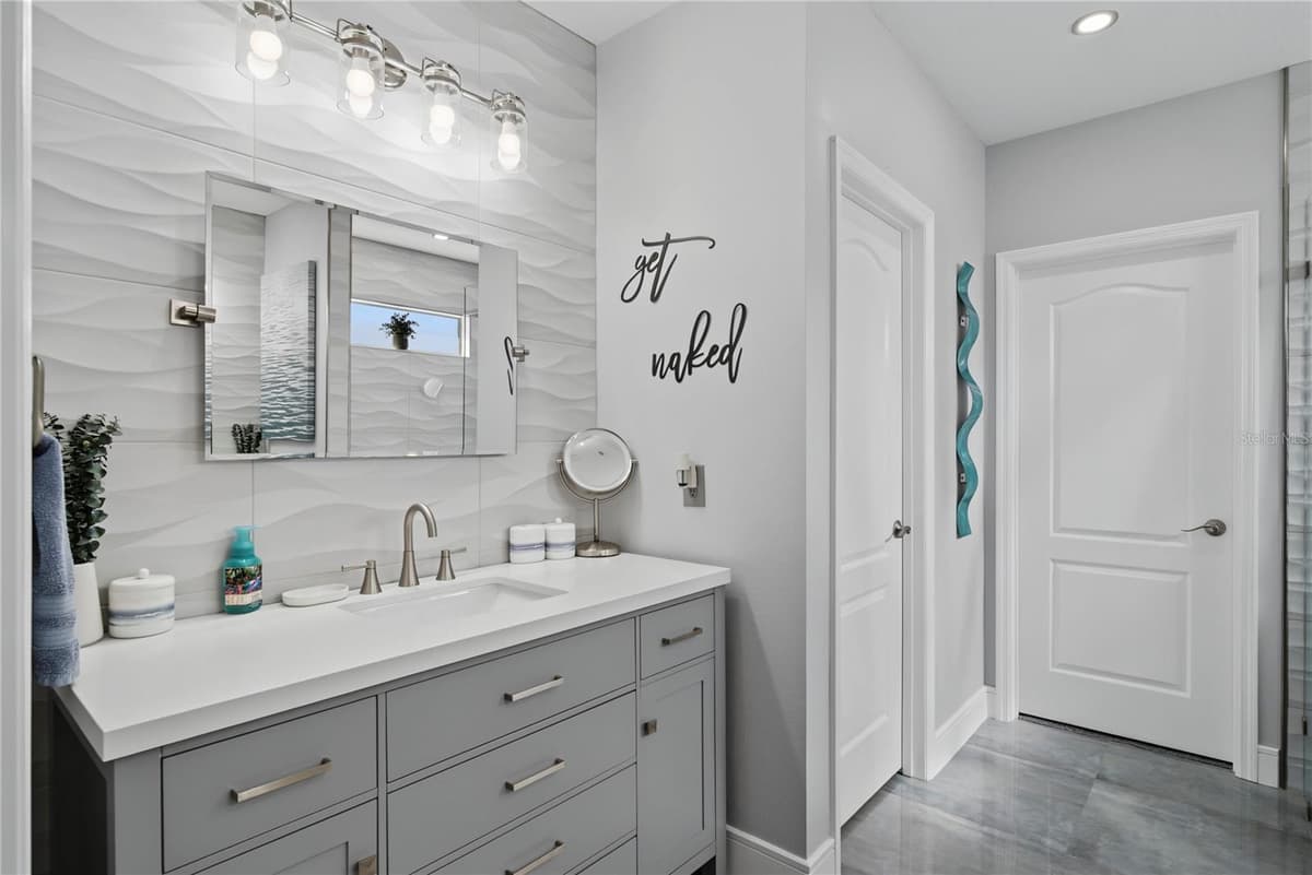 527 COPPERDALE AVENUE — photo 31 of 49