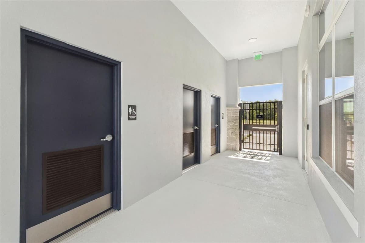 1345 FOUNTAIN VIEW STREET — photo 32 of 36