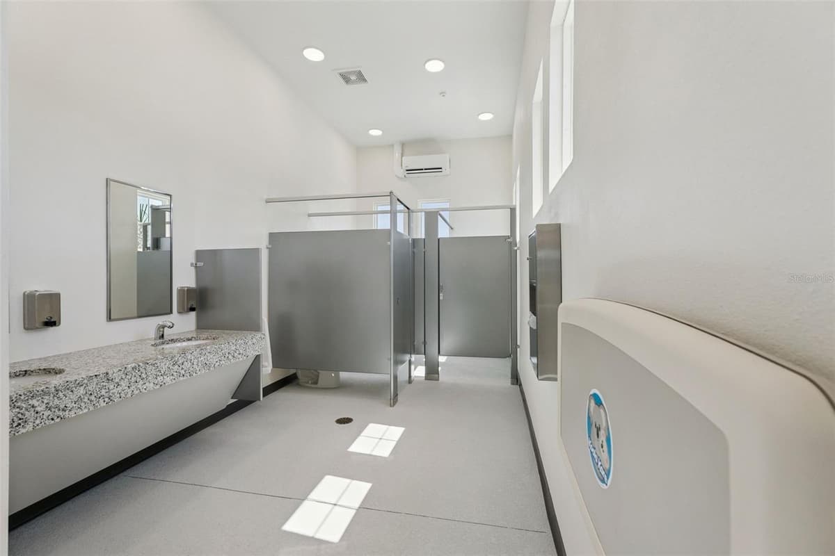 1345 FOUNTAIN VIEW STREET — photo 30 of 36