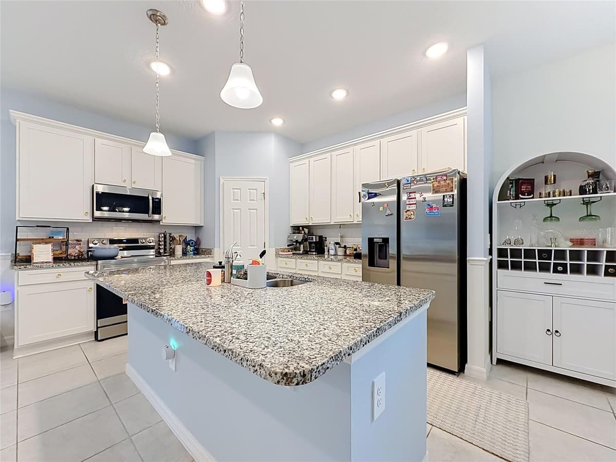 3947 MAYHILL LOOP — photo 10 of 35