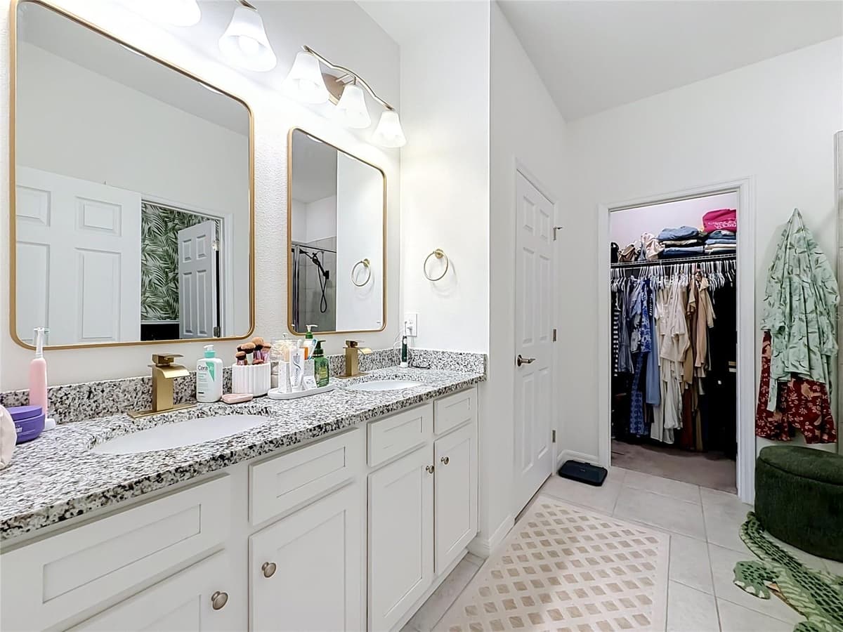 3947 MAYHILL LOOP — photo 16 of 35