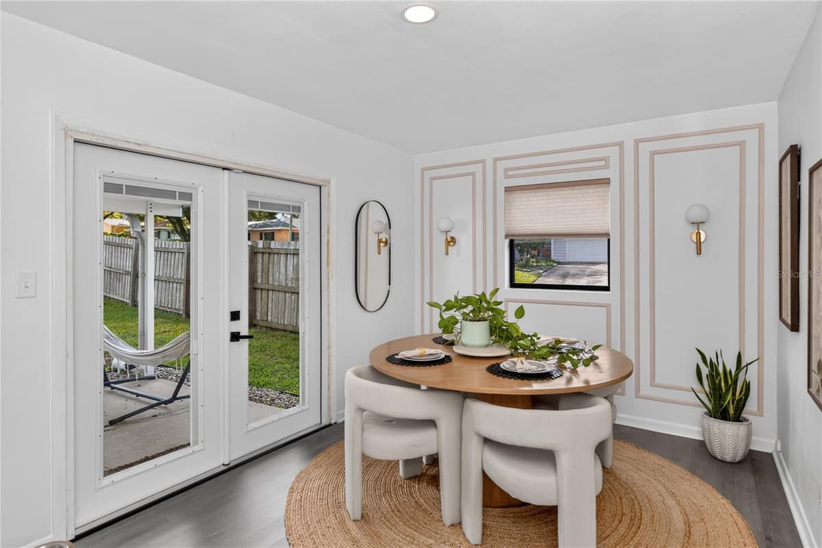 611 BRYAN COURT — photo 6 of 28