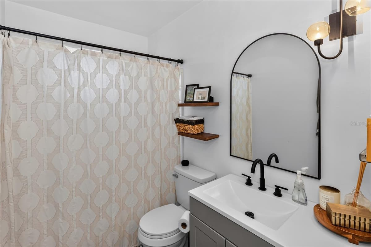 611 BRYAN COURT — photo 14 of 28
