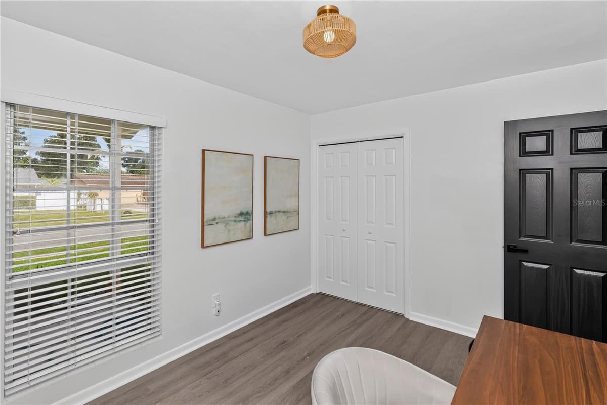 611 BRYAN COURT — photo 11 of 28
