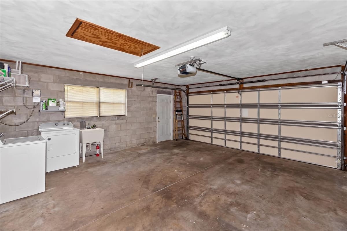 611 BRYAN COURT — photo 19 of 28
