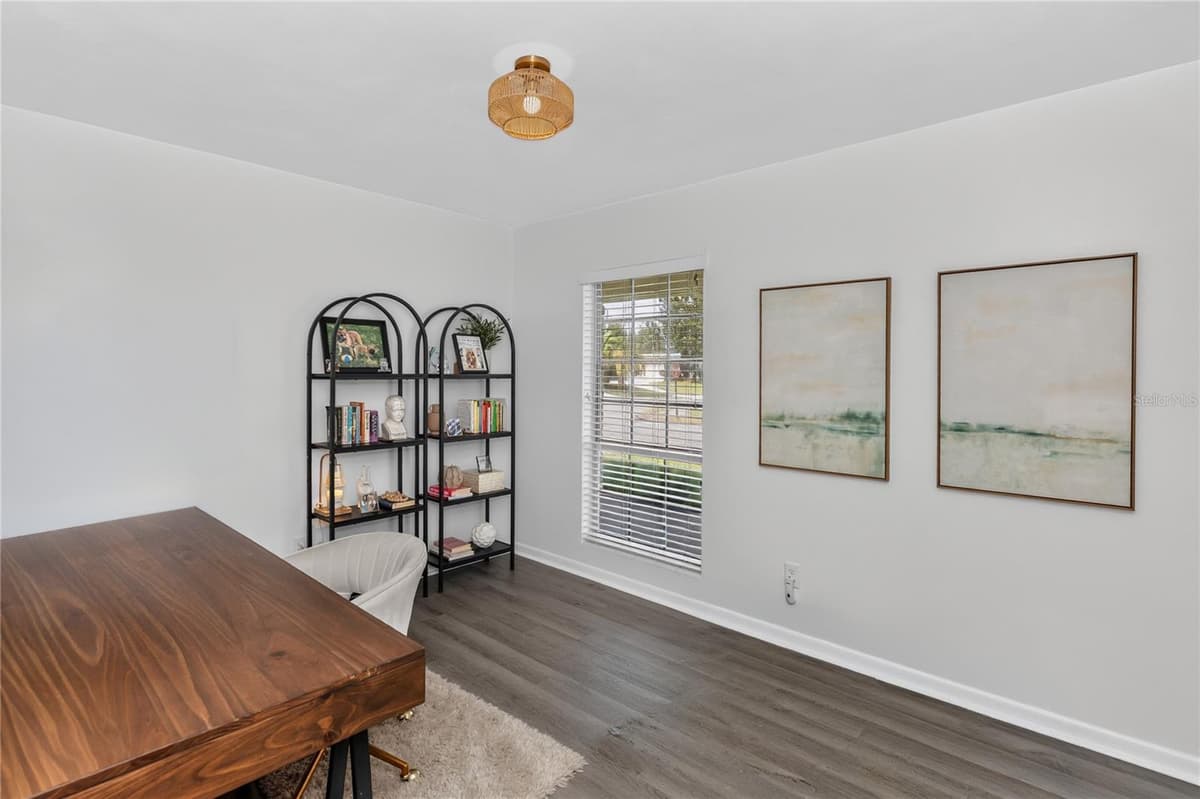 611 BRYAN COURT — photo 10 of 28