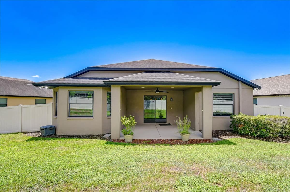 826 VINO VERDE CIRCLE — photo 2 of 31