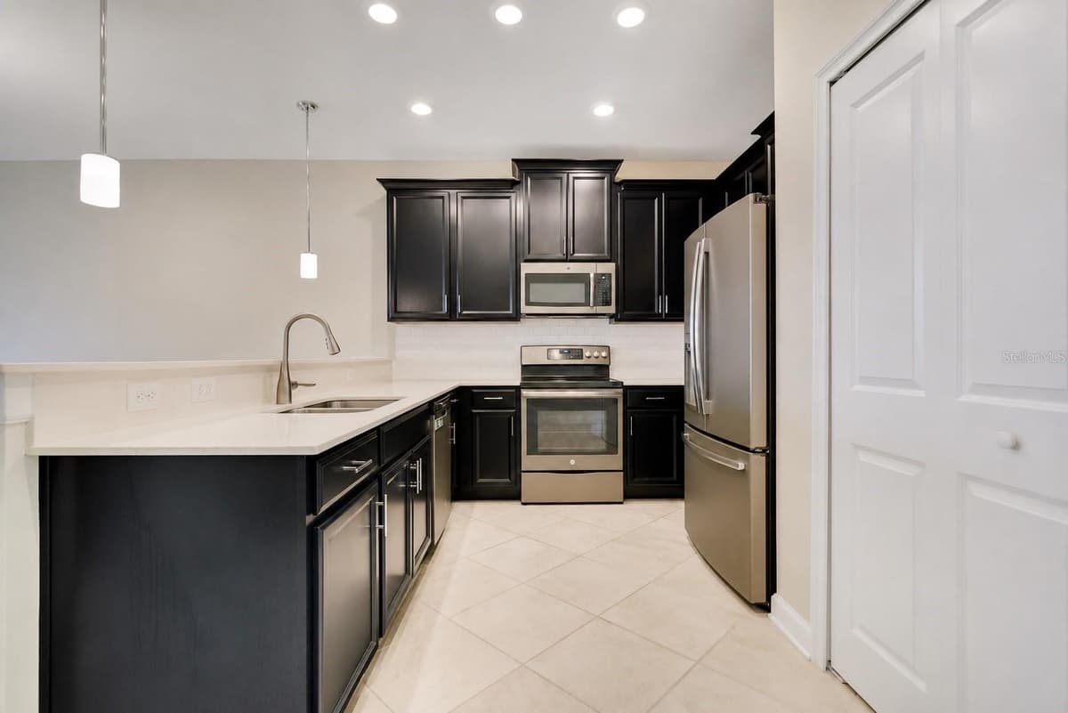 9044 AZALEA SANDS LANE — photo 3 of 20