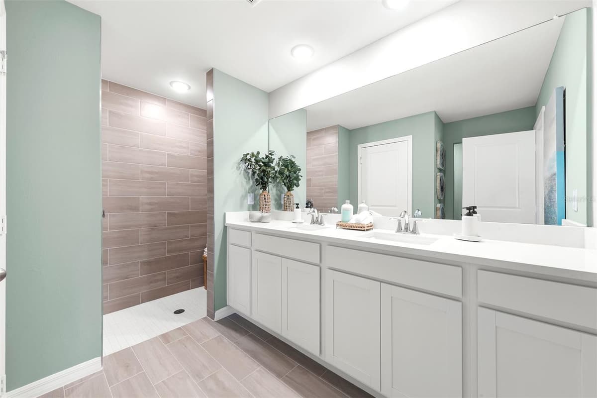 10574 ADLER DRIVE — photo 9 of 12