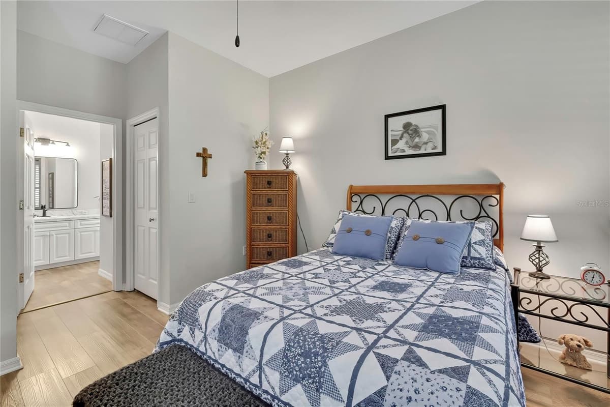 15036 SILVERSMITH CIRCLE — photo 15 of 34