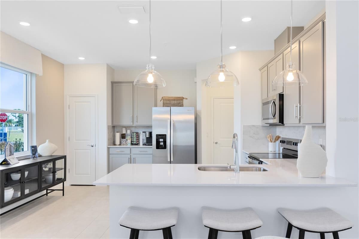 4357 JETTY LANE NE — photo 4 of 27