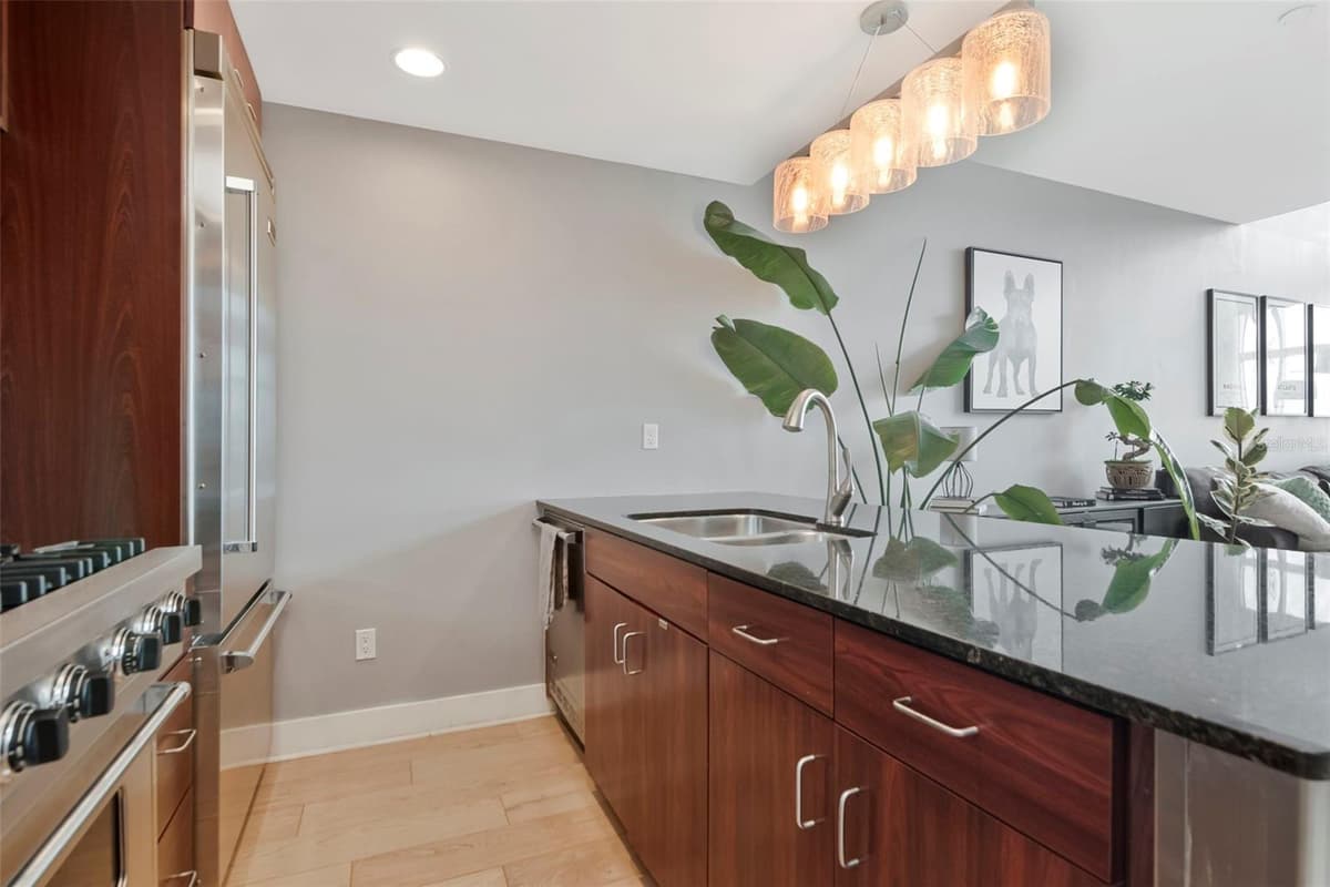 1120 KENNEDY BOULEVARD — photo 20 of 69