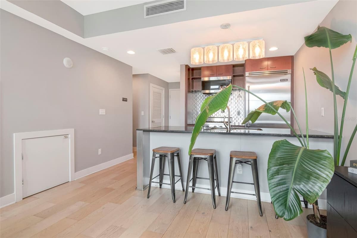 1120 KENNEDY BOULEVARD — photo 15 of 69