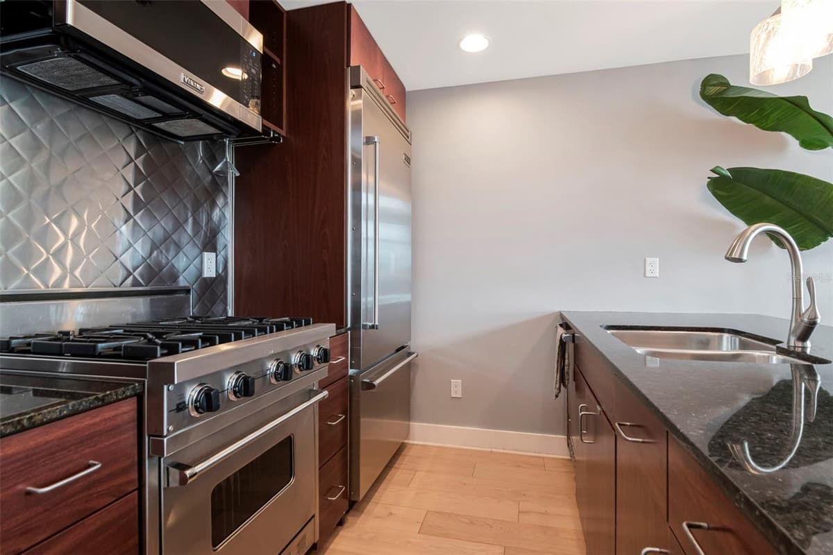1120 KENNEDY BOULEVARD — photo 19 of 69