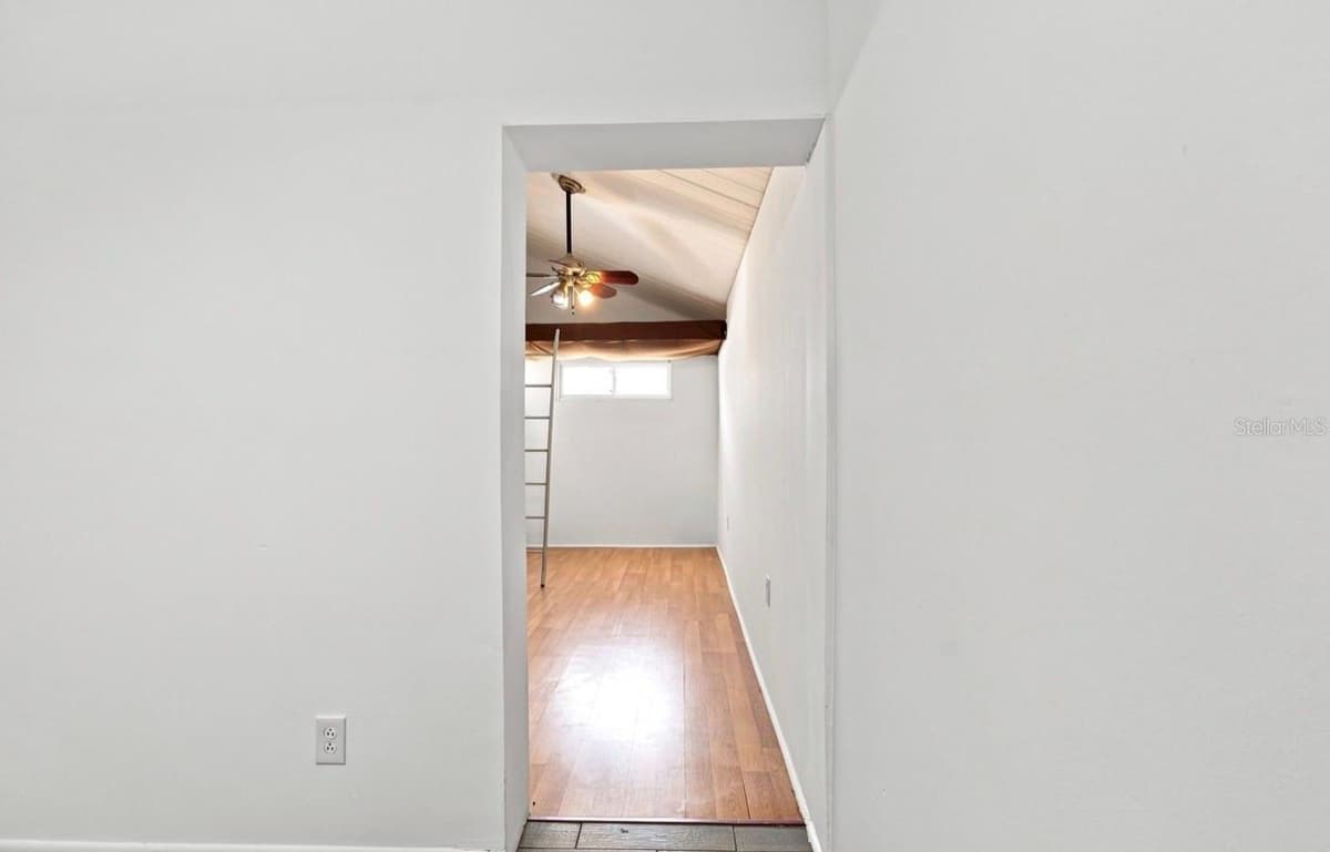 1932 GREGORY DRIVE — photo 36 of 66