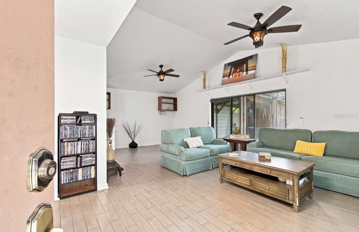 1932 GREGORY DRIVE — photo 2 of 66
