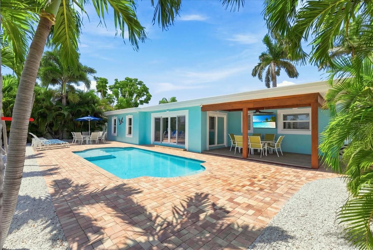 7852 CAUSEWAY BOULEVARD — photo 56 of 64