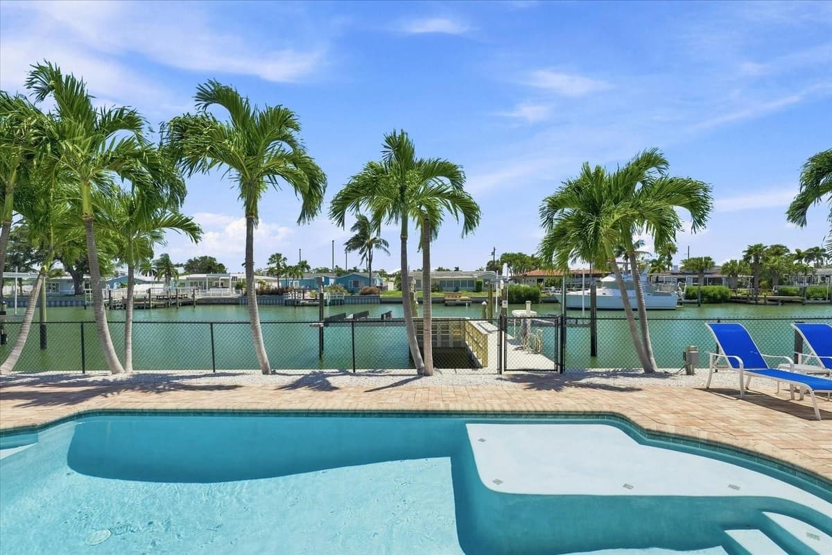 7852 CAUSEWAY BOULEVARD — photo 60 of 64