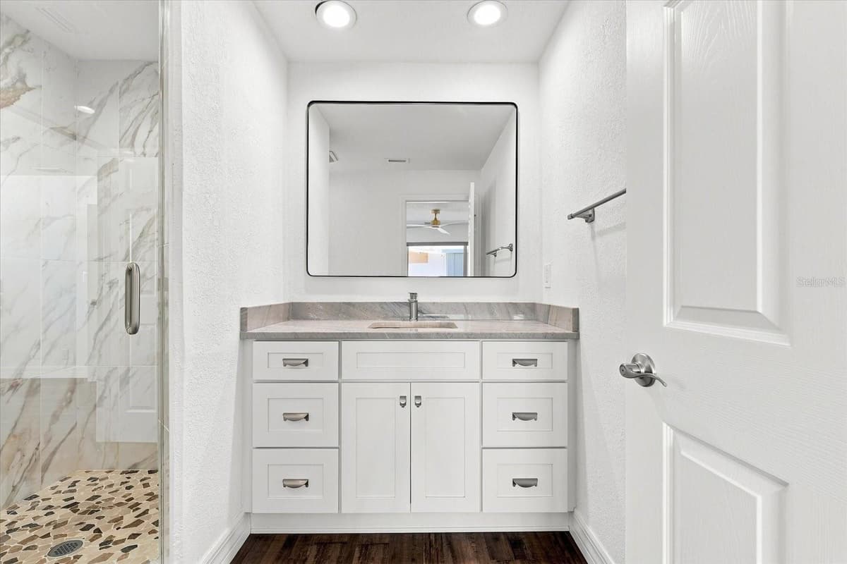 7852 CAUSEWAY BOULEVARD — photo 41 of 64