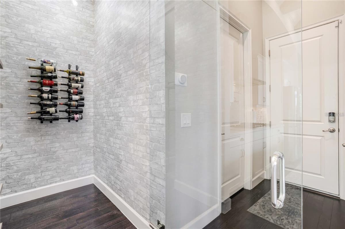 8449 VIA VITTORIA WAY — photo 8 of 40