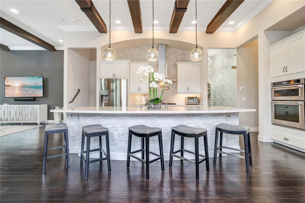 8449 VIA VITTORIA WAY — photo 6 of 40