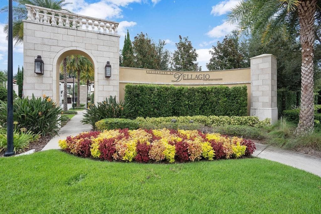 8449 VIA VITTORIA WAY — photo 36 of 40