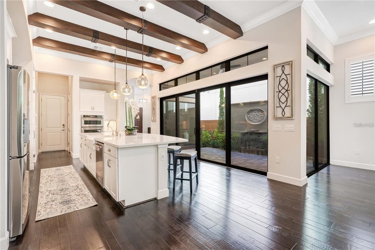 8449 VIA VITTORIA WAY — photo 15 of 40