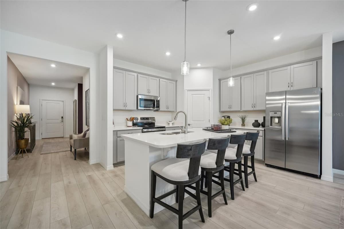 1092 CLAY BOULEVARD — photo 14 of 39