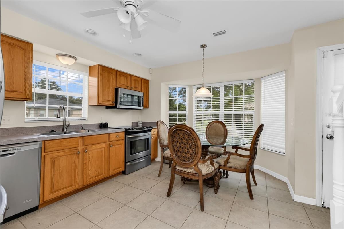 4978 HURLEY AVENUE — photo 3 of 45
