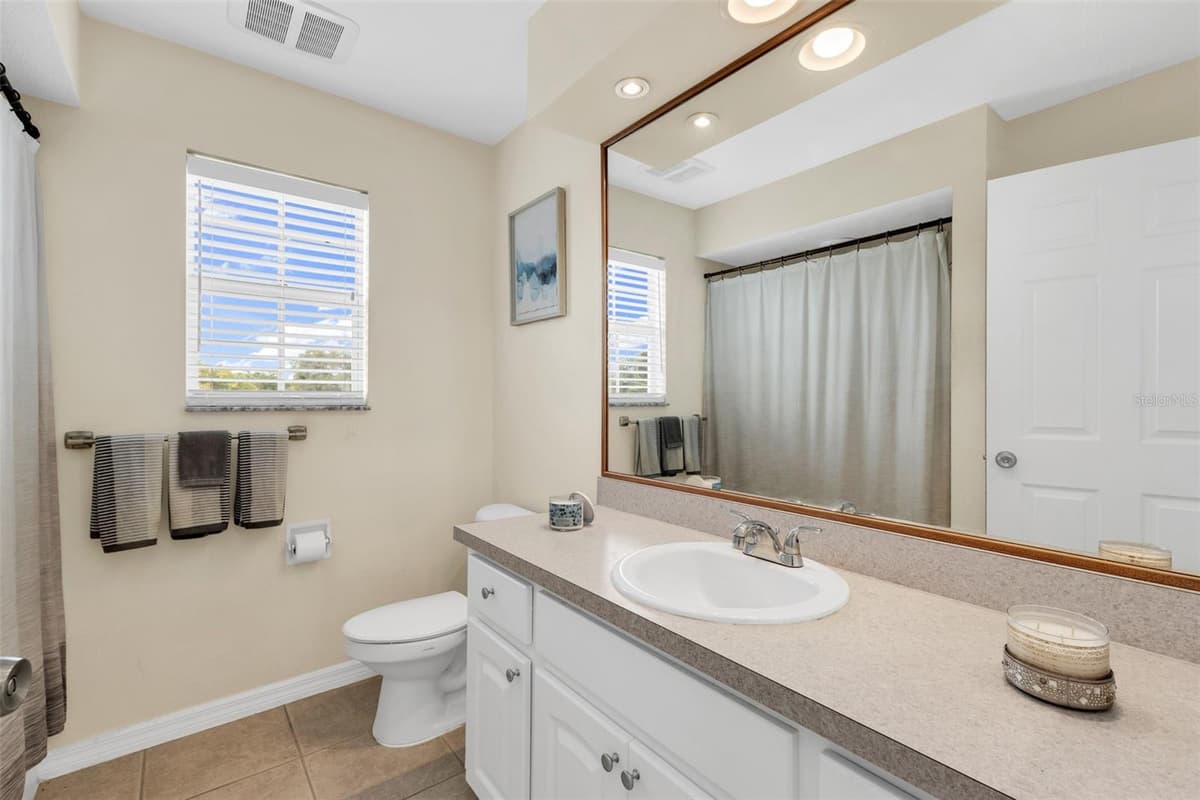 4978 HURLEY AVENUE — photo 16 of 45
