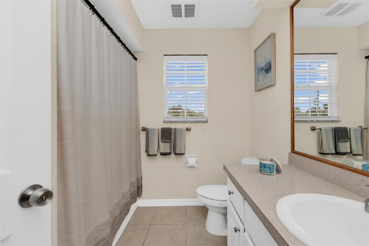 4978 HURLEY AVENUE — photo 24 of 45