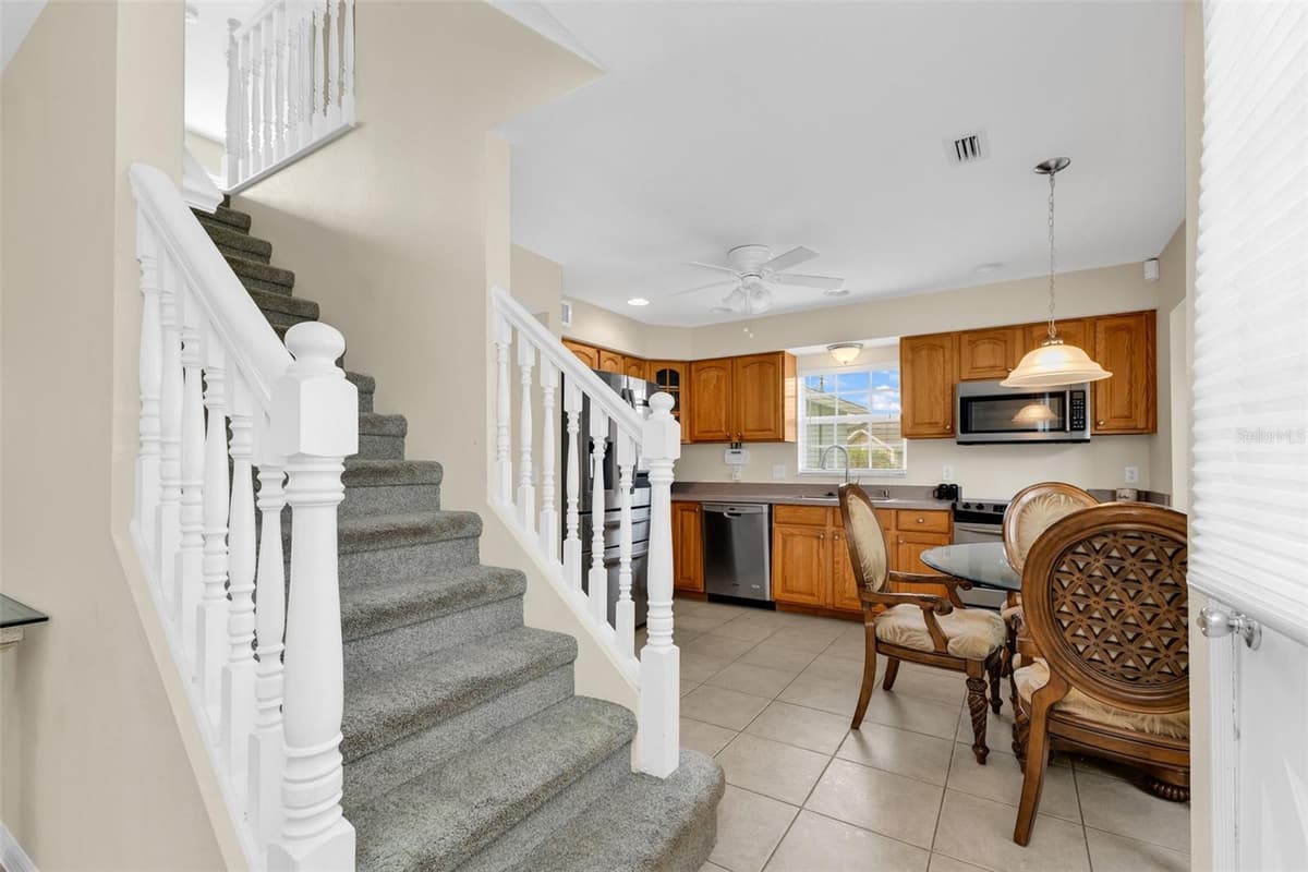4978 HURLEY AVENUE — photo 15 of 45