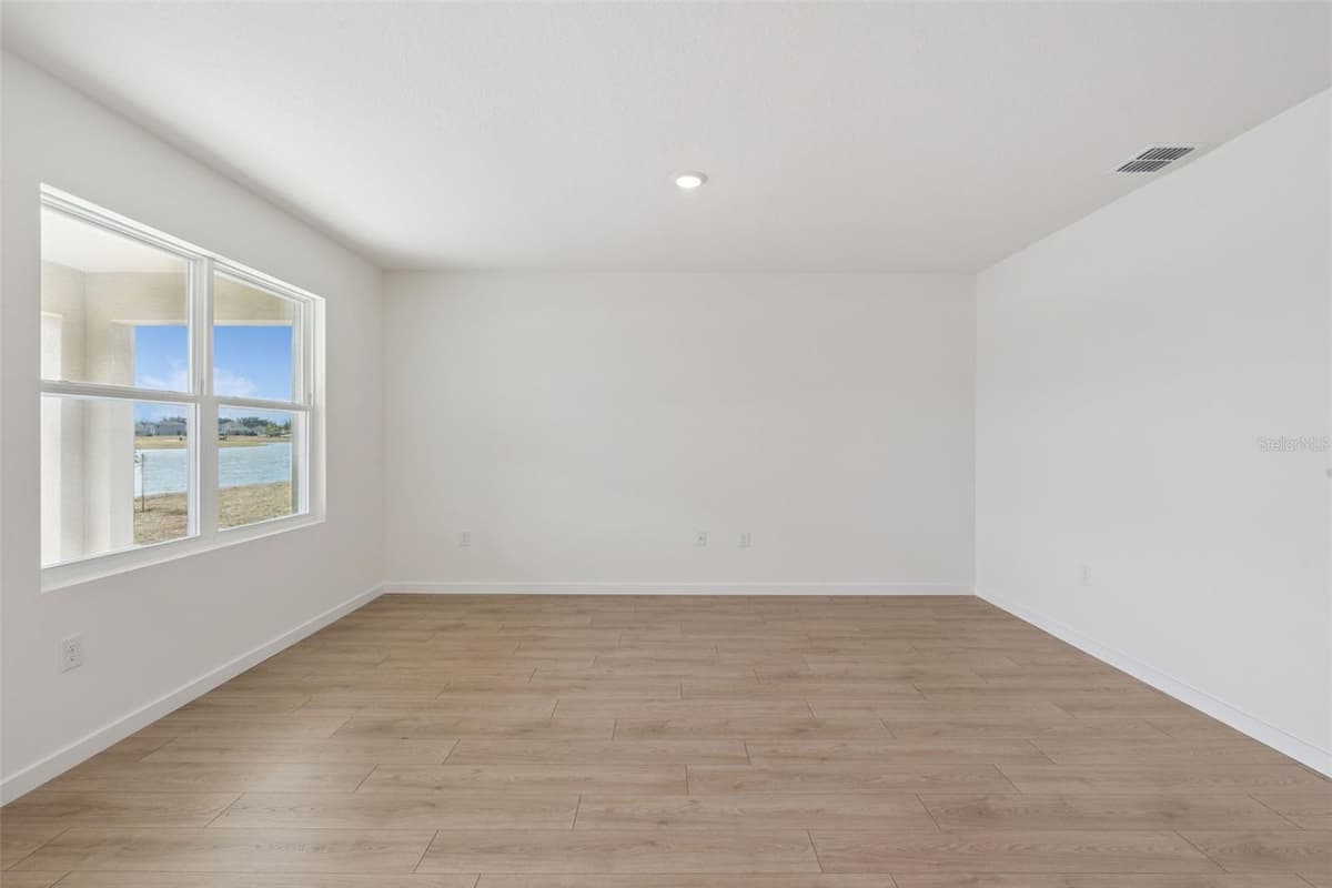 1024 CHAMPION RIDGE DRIVE — photo 11 of 47