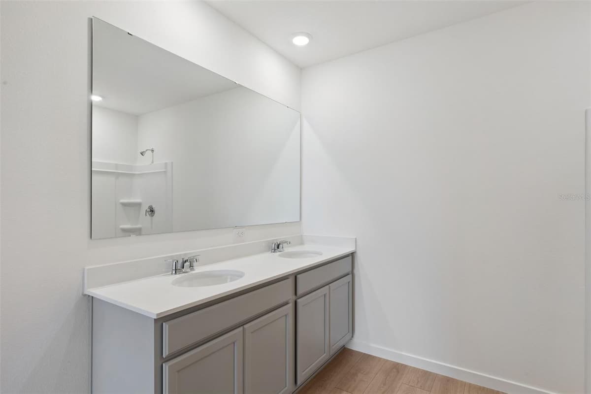 1024 CHAMPION RIDGE DRIVE — photo 21 of 47