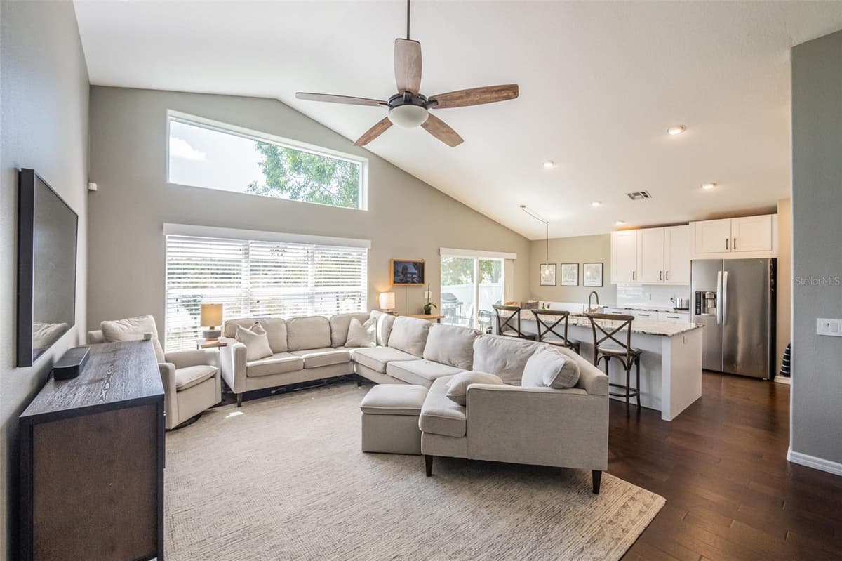 538 WINDSOR ESTATES DRIVE — photo 6 of 36