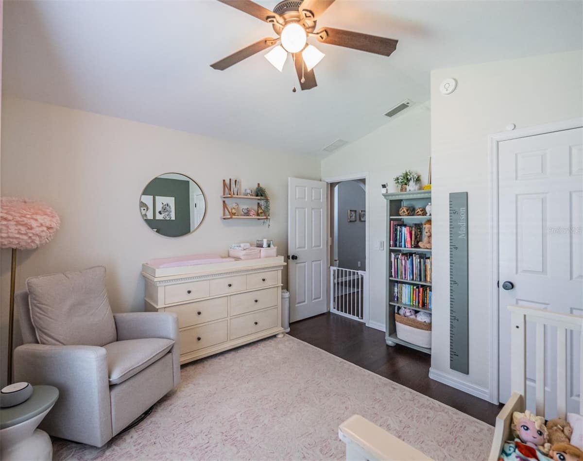 538 WINDSOR ESTATES DRIVE — photo 19 of 36