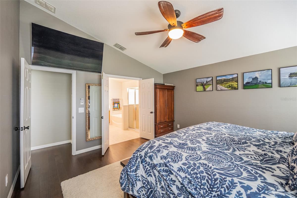 538 WINDSOR ESTATES DRIVE — photo 15 of 36
