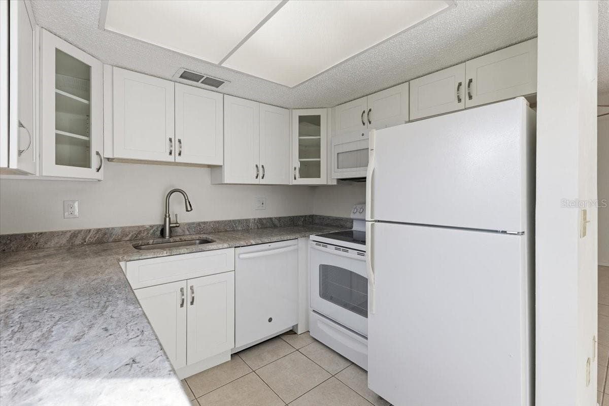 3 QUAILS RUN BOULEVARD — photo 11 of 43