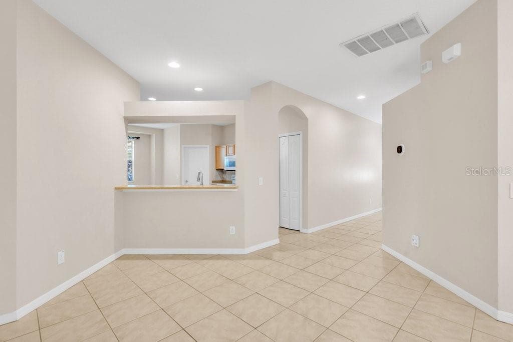 6105 GANNETSIDE PLACE — photo 11 of 32