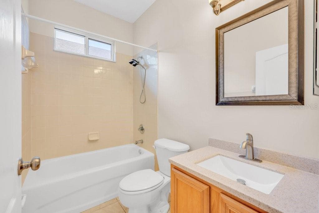 6105 GANNETSIDE PLACE — photo 4 of 32