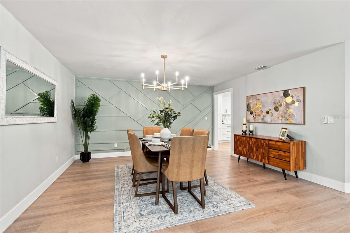 3126 EDGEMOOR DRIVE — photo 7 of 43