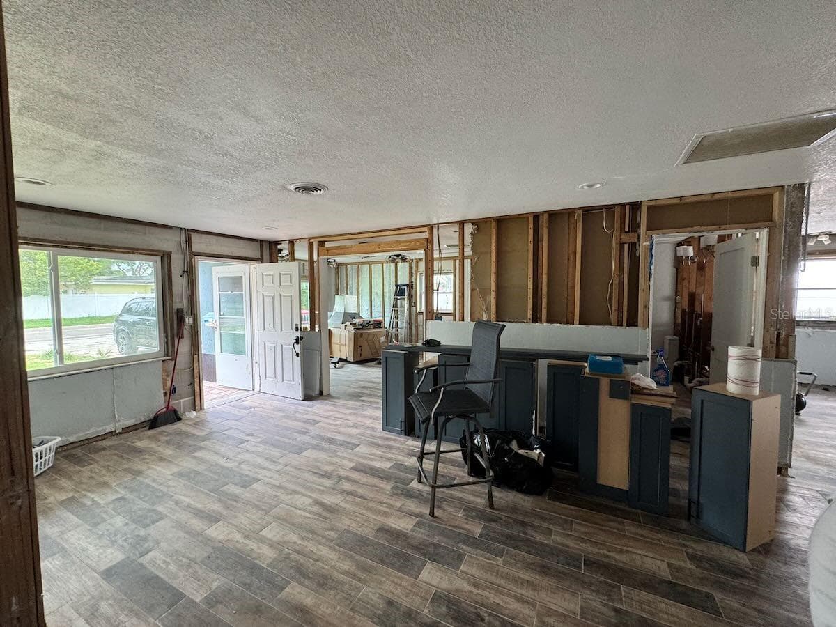 5451 BAYOU GRANDE BOULEVARD — photo 3 of 46