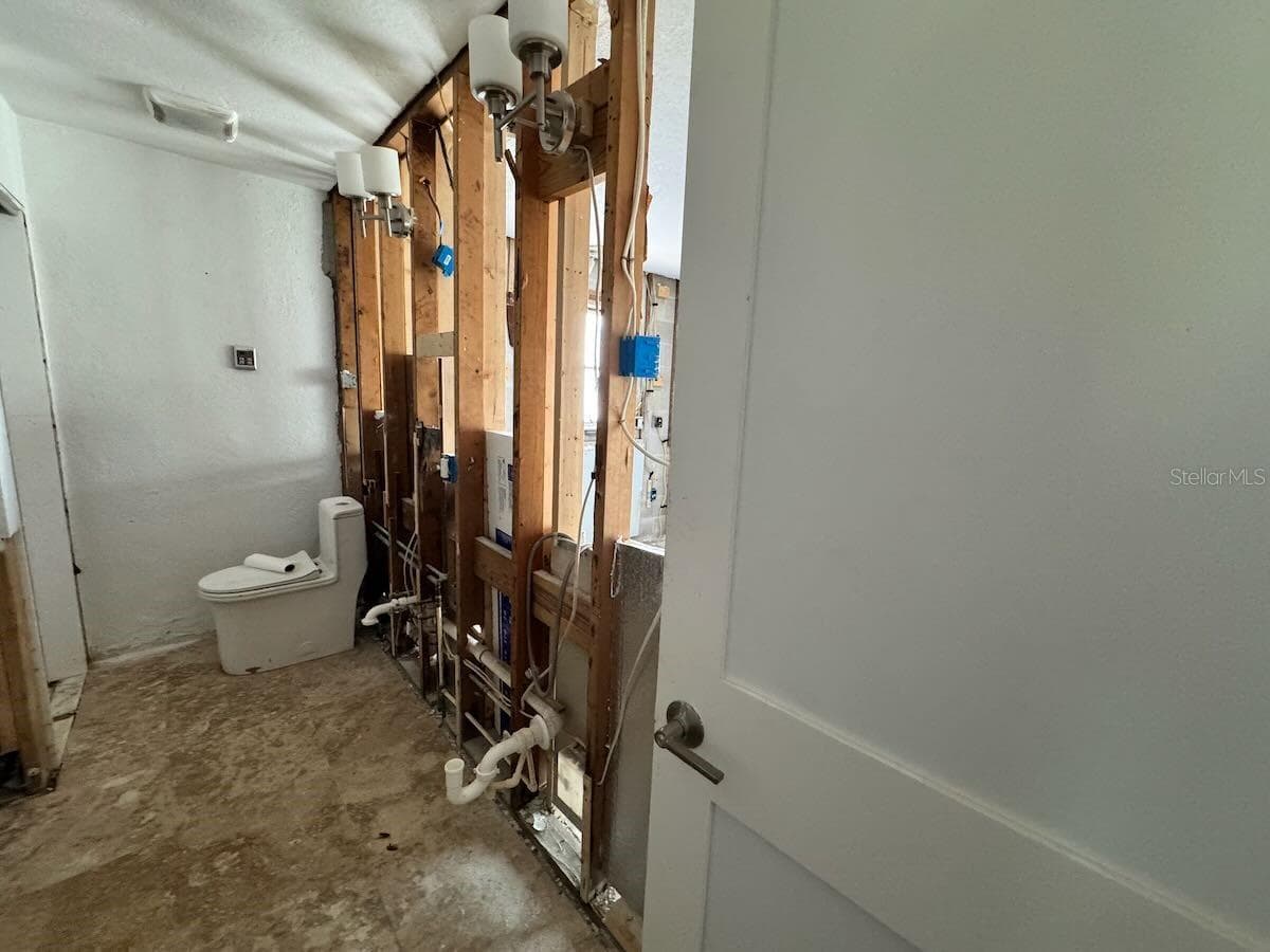 5451 BAYOU GRANDE BOULEVARD — photo 18 of 46