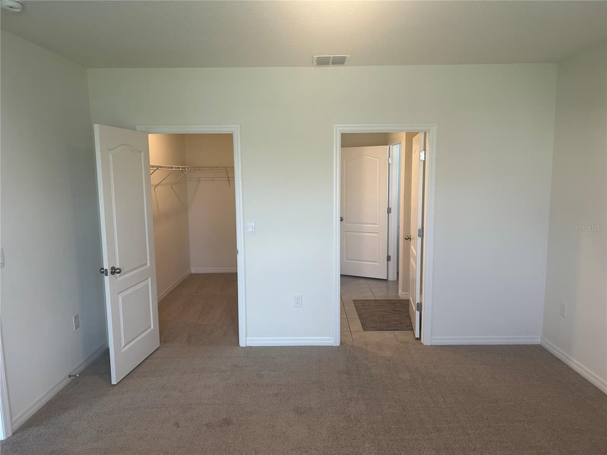 462 LIU LANE — photo 9 of 18