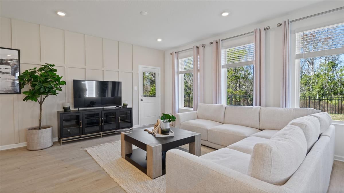 3035 REPOSE DRIVE — photo 4 of 20