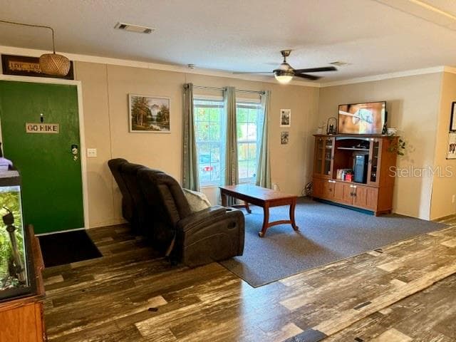 9825 LEGUNA STREET — photo 17 of 40